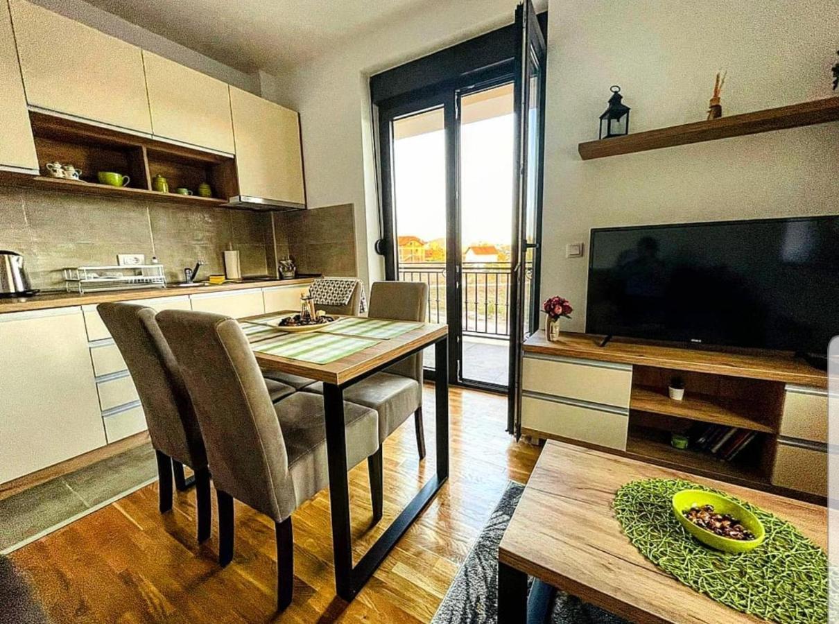 Lux Apartmani Vojinovic Zlatibor Exterior foto