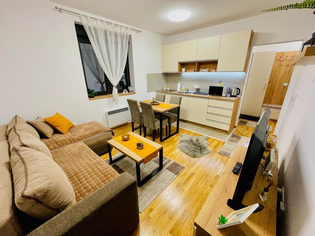 Lux Apartmani Vojinovic Zlatibor Exterior foto